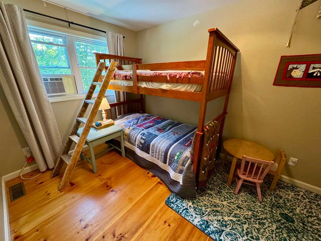 60 Currier Hill Road, Topsham, VT 05040