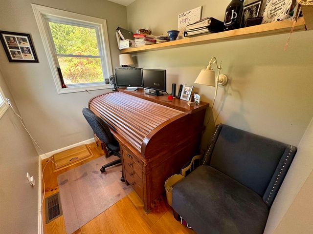 60 Currier Hill Road, Topsham, VT 05040