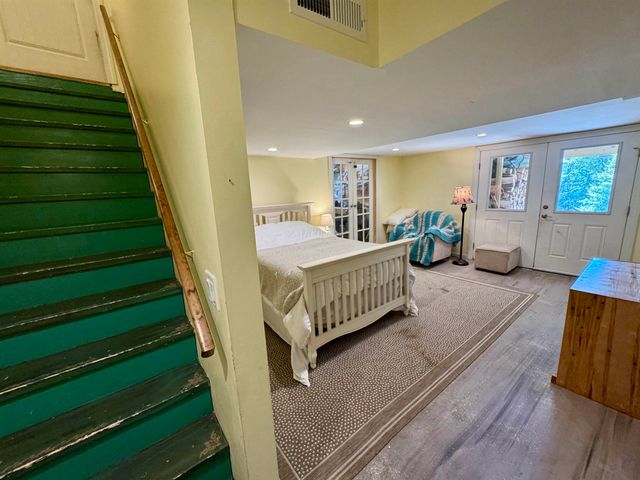 60 Currier Hill Road, Topsham, VT 05040