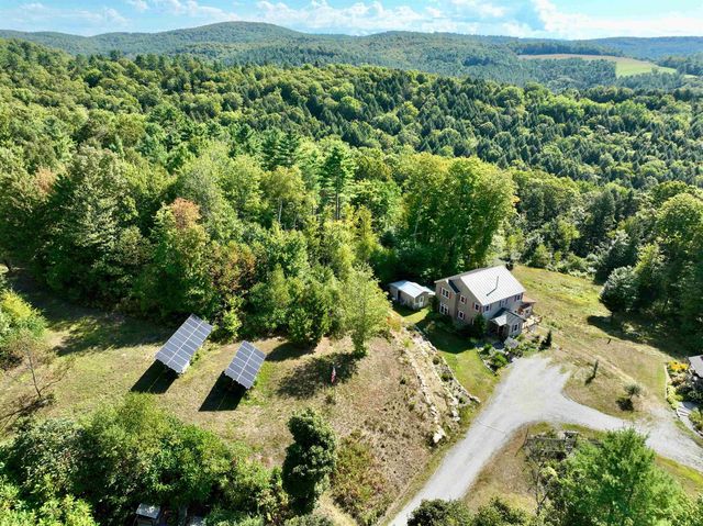 60 Currier Hill Road, Topsham, VT 05040
