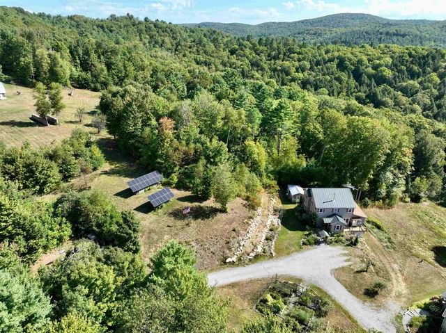 60 Currier Hill Road, Topsham, VT 05040