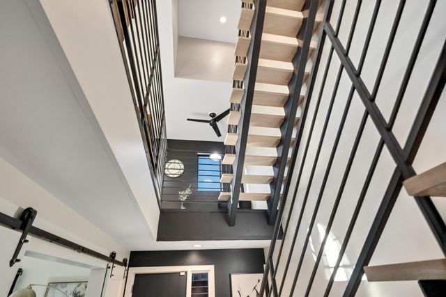 400 E PONTOTOC AVE, Memphis, TN 38103