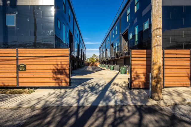 400 E PONTOTOC AVE, Memphis, TN 38103