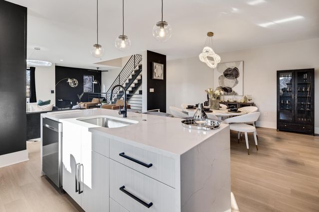 400 E PONTOTOC AVE, Memphis, TN 38103