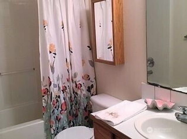 1277 Sherman Avenue, Port Orchard, WA 98366