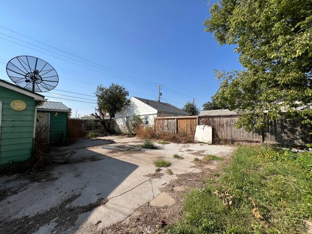 3131 AVENUE A, Council Bluffs, IA 51501