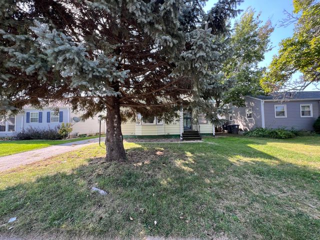 3131 AVENUE A, Council Bluffs, IA 51501