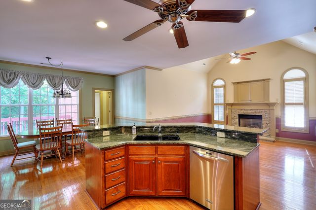 1821 Wesleyan Lane, Loganville, GA 30052