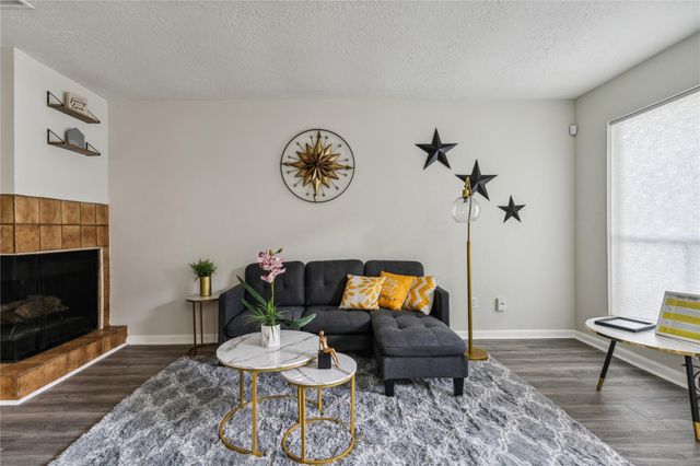 2379 Briarwest Blvd 19, Houston, TX 77077