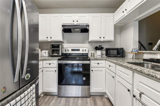 2379 Briarwest Blvd 19, Houston, TX 77077
