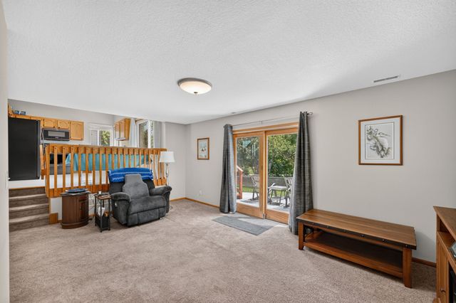 485 Fawn Circle, Pleasant Hill, IA 50327