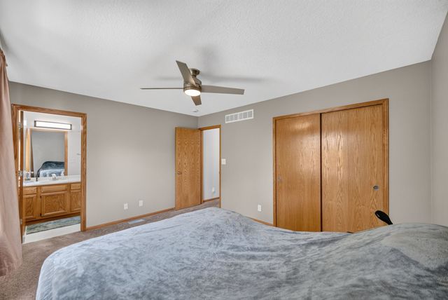 485 Fawn Circle, Pleasant Hill, IA 50327