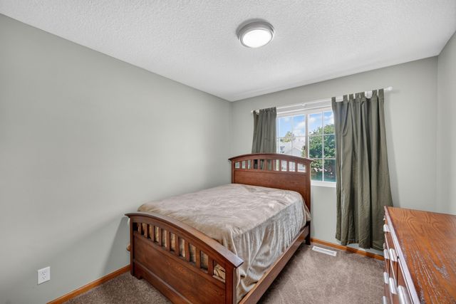 485 Fawn Circle, Pleasant Hill, IA 50327