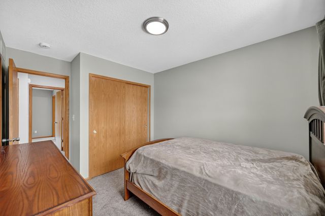 485 Fawn Circle, Pleasant Hill, IA 50327