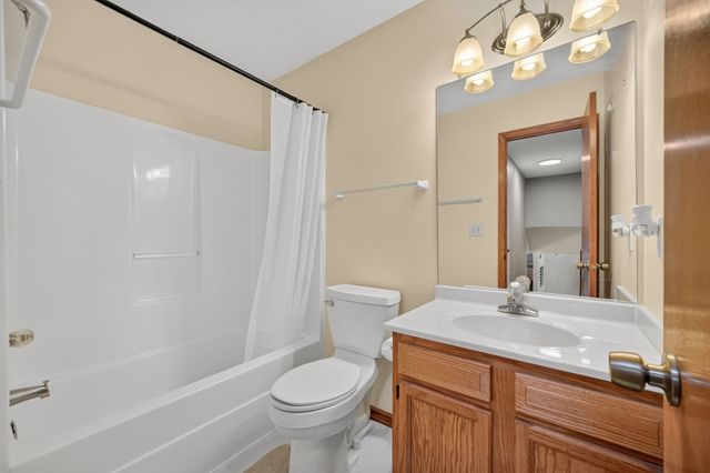 485 Fawn Circle, Pleasant Hill, IA 50327