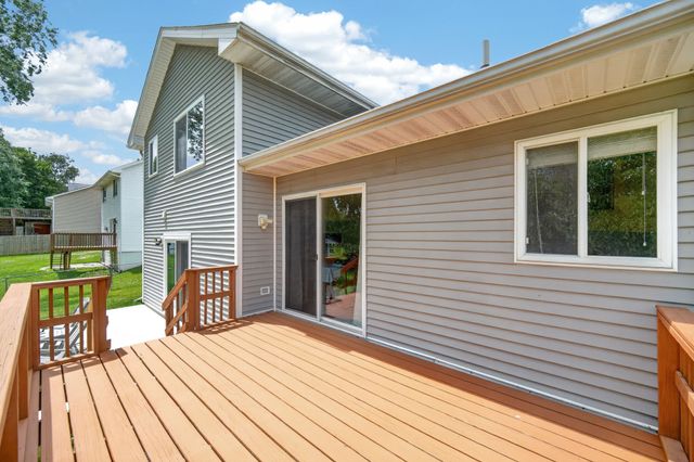485 Fawn Circle, Pleasant Hill, IA 50327