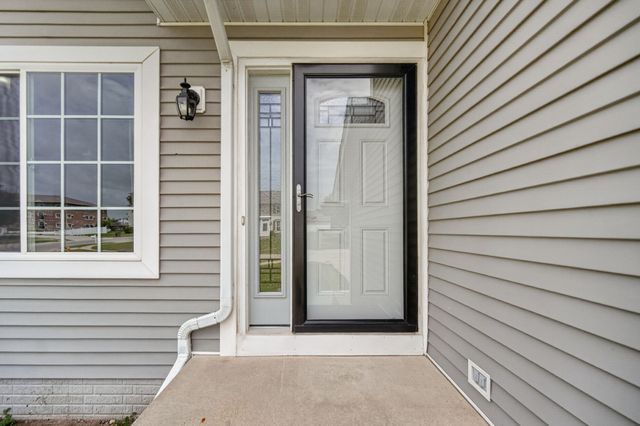 485 Fawn Circle, Pleasant Hill, IA 50327