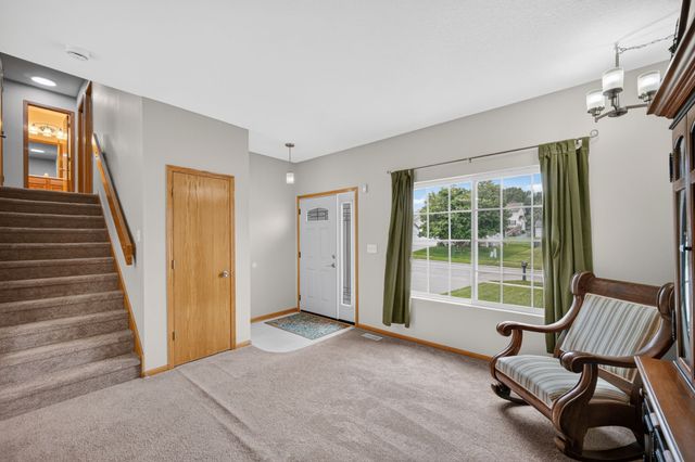 485 Fawn Circle, Pleasant Hill, IA 50327