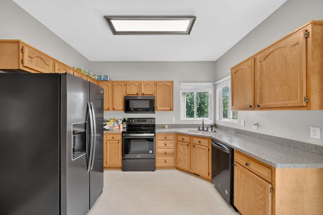 485 Fawn Circle, Pleasant Hill, IA 50327