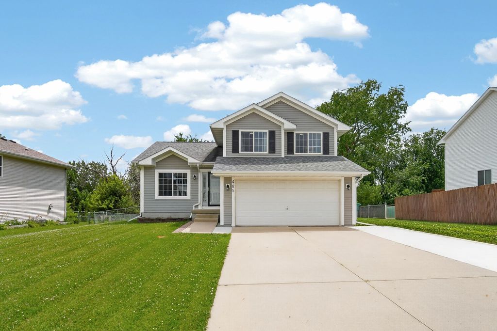 485 Fawn Circle, Pleasant Hill, IA 50327