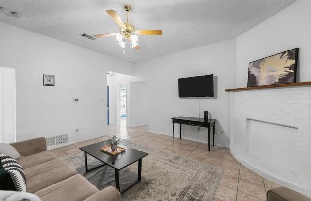 1001 Flower Drive, Arlington, TX 76017