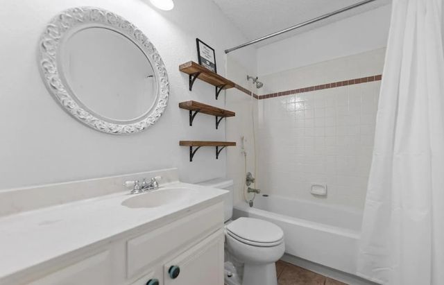 1001 Flower Drive, Arlington, TX 76017