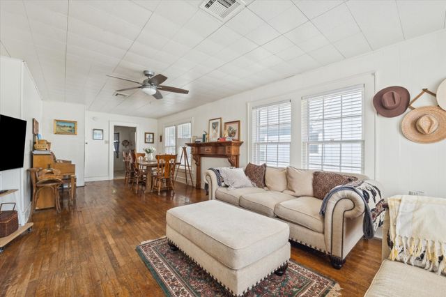 812 N 32nd Street, Waco, TX 76707