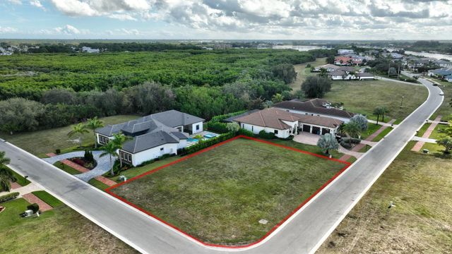 183 SE Via Terra Bella, Port St Lucie, FL 34952