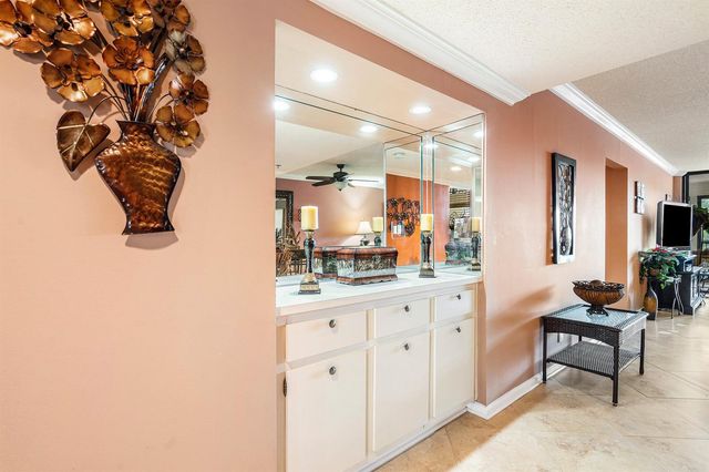 6620 Boca Del Mar Drive Apt 507, Boca Raton, FL 33433