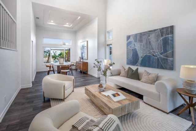 608 Crest Drive, Encinitas, CA 92024