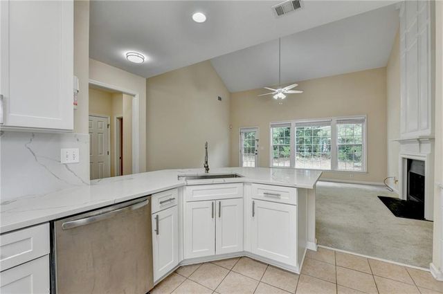 5073 Aurelia Trl, Suwanee, GA 30024