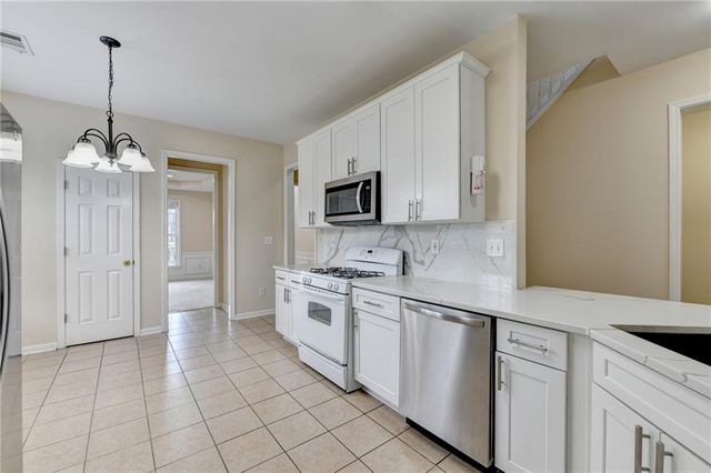 5073 Aurelia Trl, Suwanee, GA 30024