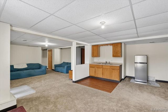 22092 Clear Lake Road, Battle Creek, MI 49014