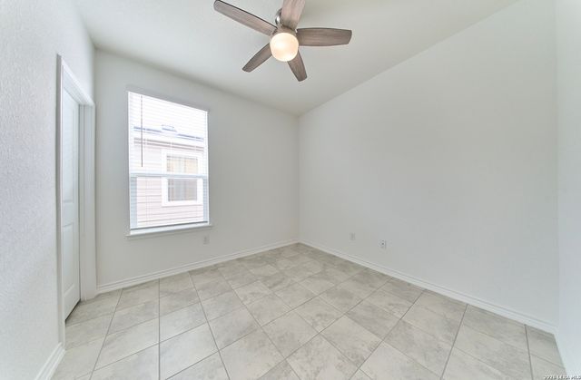 4466 Tivoli Dr, Converse, TX 78109