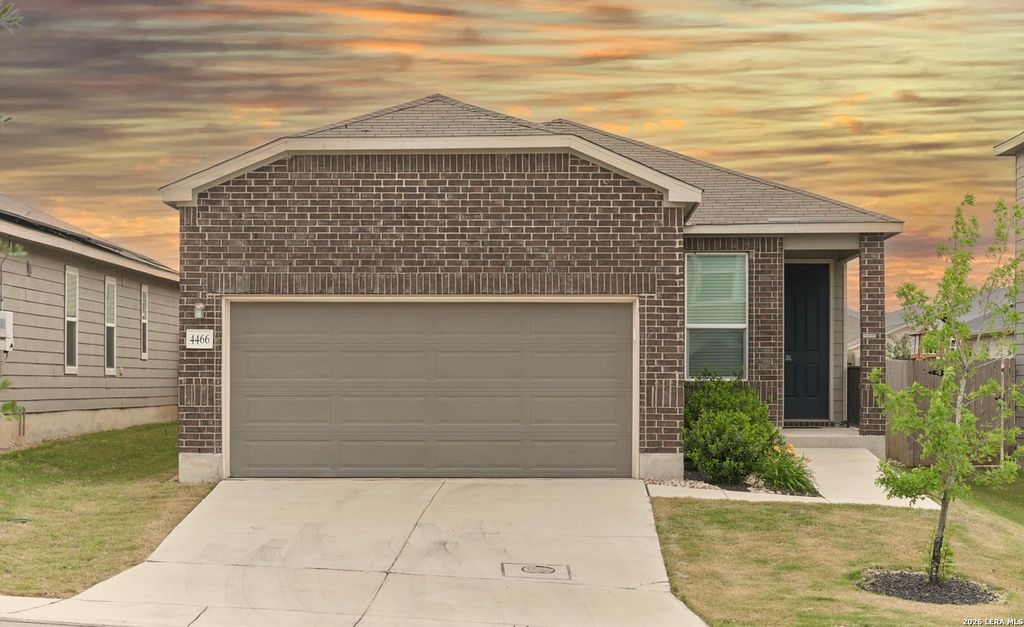 4466 Tivoli Dr, Converse, TX 78109