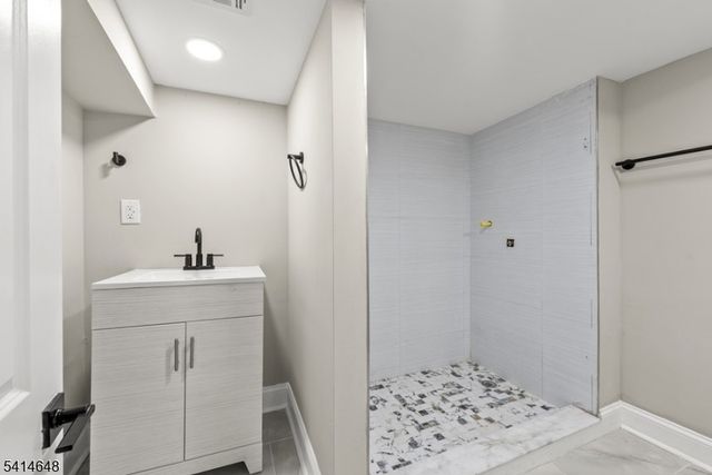 138 Monmouth Road, Elizabeth City, NJ 07208