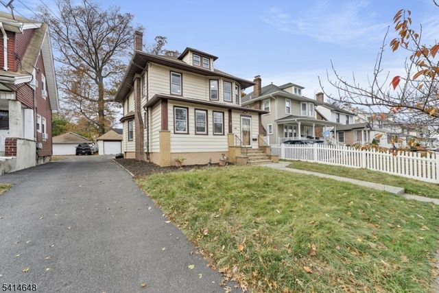 138 Monmouth Road, Elizabeth City, NJ 07208