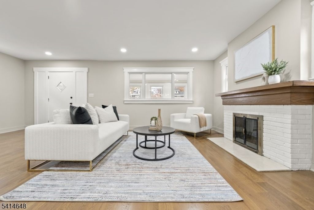 138 Monmouth Road, Elizabeth City, NJ 07208