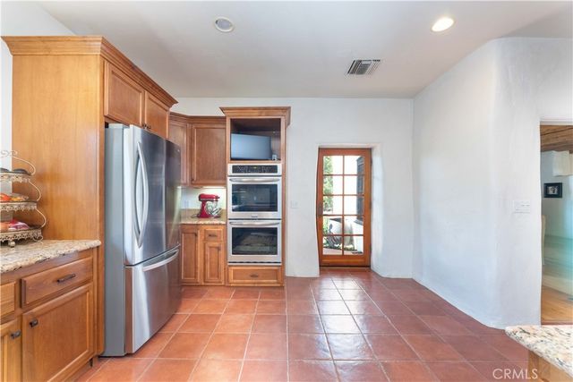 1615 Halsey Street, Redlands, CA 92373