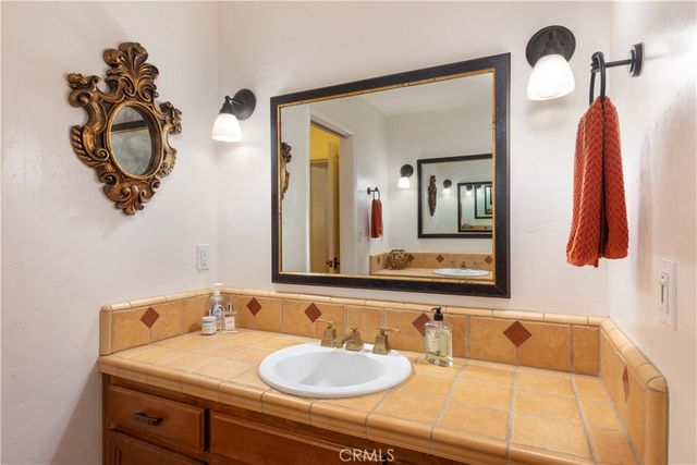 1615 Halsey Street, Redlands, CA 92373