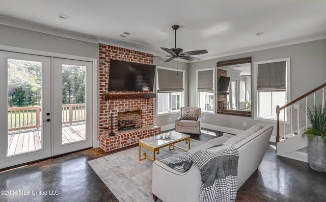 150 Pine Ridge Circle, Brandon, MS 39047