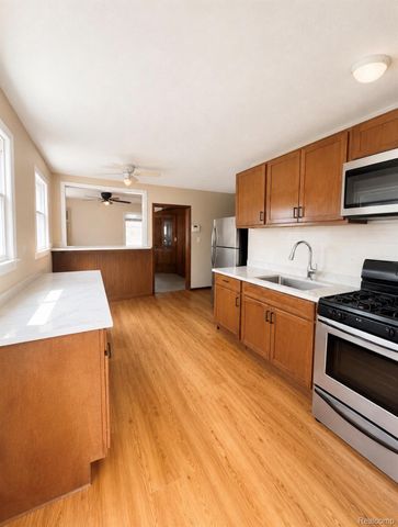 19166 Bentler Street, Detroit, MI 48219