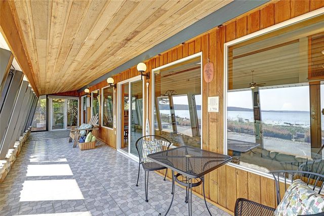 870 Livingston Bay Shore Drive, Camano Island, WA 98282