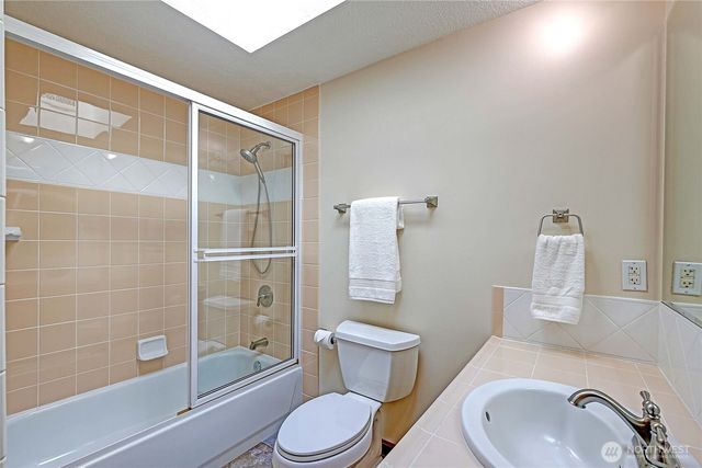 870 Livingston Bay Shore Drive, Camano Island, WA 98282