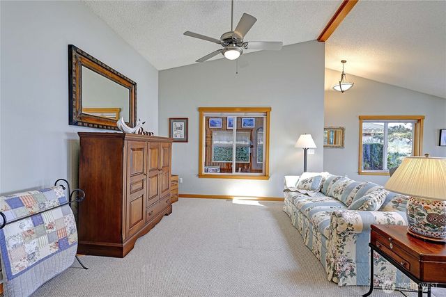 870 Livingston Bay Shore Drive, Camano Island, WA 98282