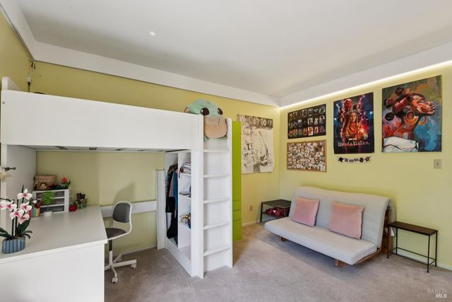 1475 Los Olivos Rd, Santa Rosa, CA 95404