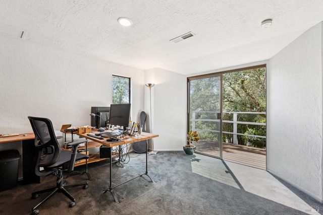 1475 Los Olivos Rd, Santa Rosa, CA 95404