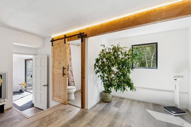 1475 Los Olivos Rd, Santa Rosa, CA 95404