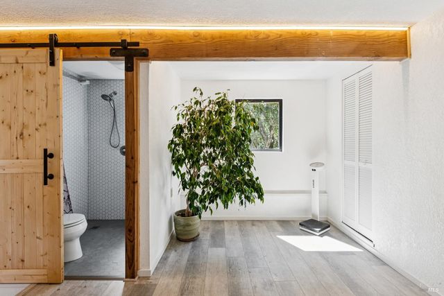 1475 Los Olivos Rd, Santa Rosa, CA 95404