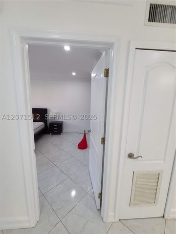 750 Michigan Ave 203, Miami Beach, FL 33139